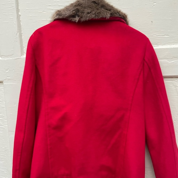 Gorgeous banana republic wool pea coat with faux fur collar - holiday must have - Picture 4 of 6